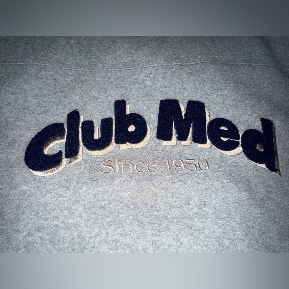 Vintage 90s Club Med "Since 1950"
Embroidered Fleece Crewneck - XL Gray - Picture 5 of 8